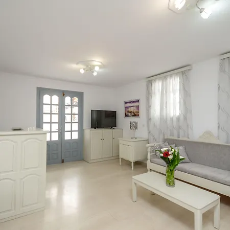 Golden Down Town Apartmanhotel