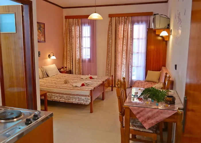 Golden Down Town Apartmanhotel 4*