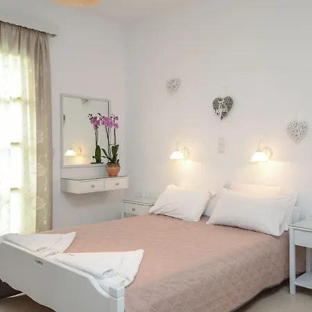 Golden Down Town 4* Naxos City