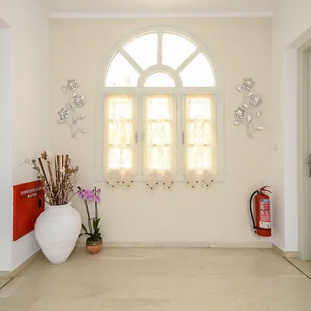 Golden Down Town Aparthotel 4*