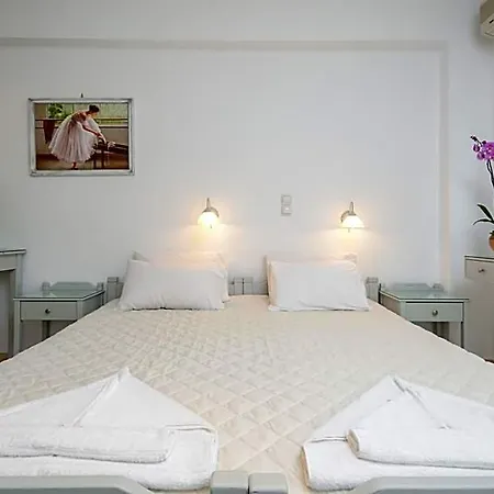 Golden Down Town 4* Naxos City