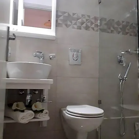 Golden Down Town Aparthotel Naxos City