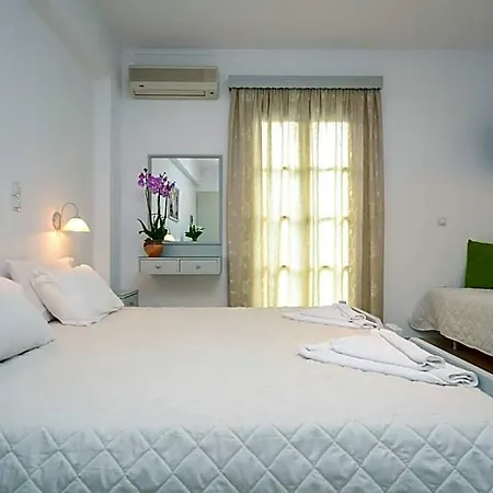 Golden Down Town 4* Naxos City