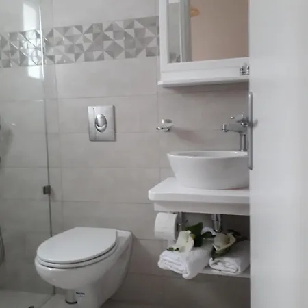 아파트호텔 Golden Down Town 4*