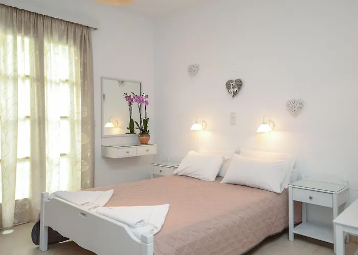 Golden Down Town 4* Naxos City