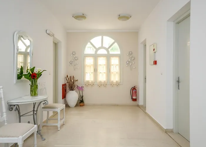 Lejlighedshotel Golden Down Town 4*